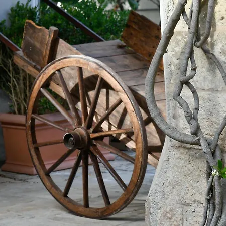 Dimora Duchessina De Charme Guest house *